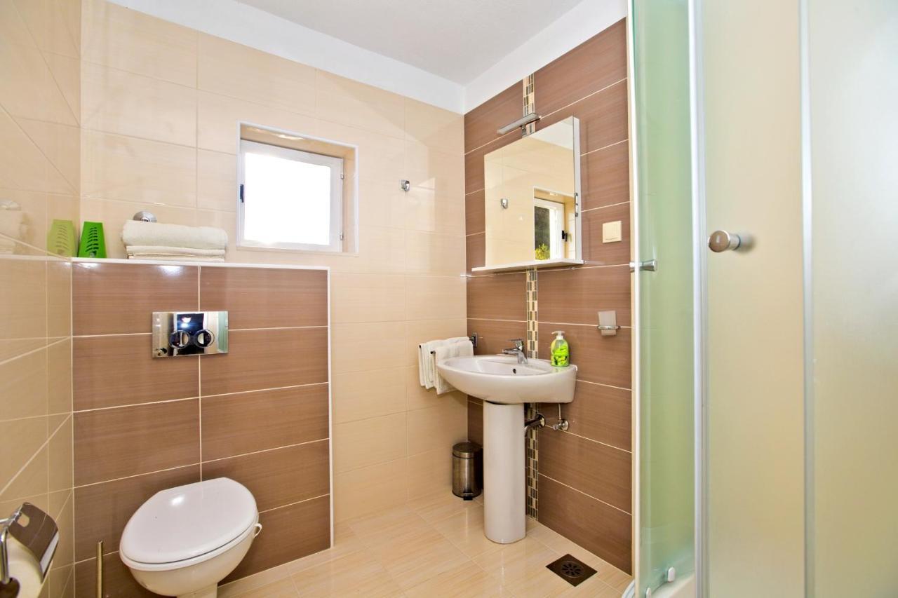 Seaside Secluded Apartments Cove Tvrdni Dolac, Hvar - 4008 Gdinj Εξωτερικό φωτογραφία
